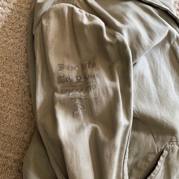 Gently worn Diesel sport coat in Khaki. Men’s XL - Picture 4 of 4